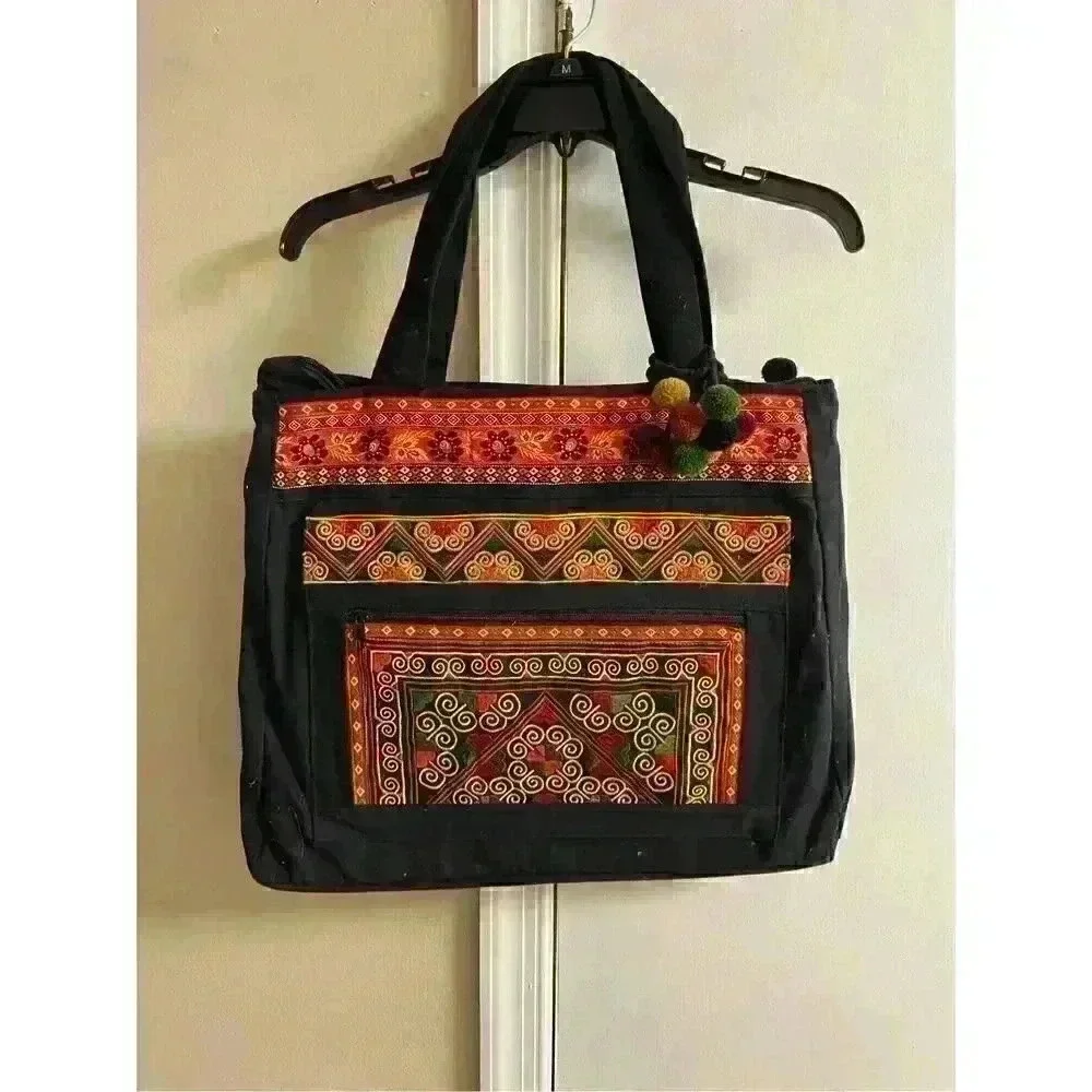 UNBRANDED PURSE/TOTE black boho embroidered with zipper closure and pompoms - Picture 1 of 5